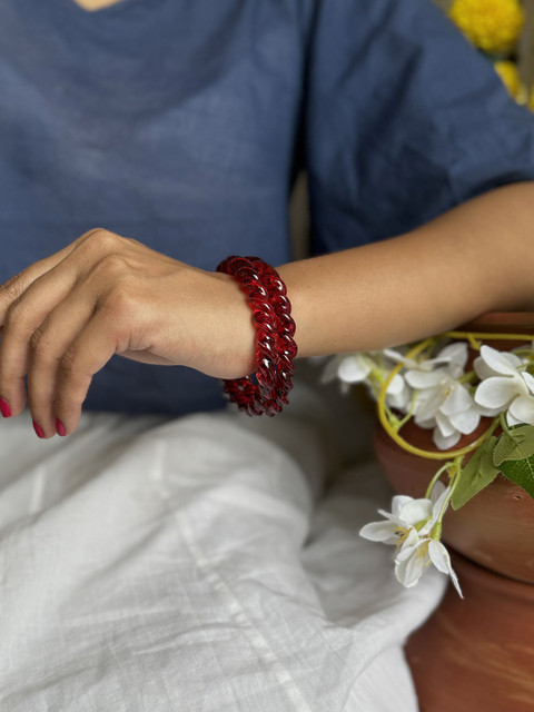 Janpath Online Set Of 2 Twisty Glass Bangles