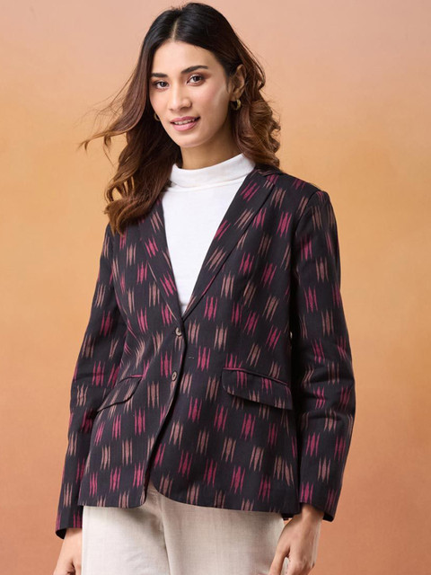 Fabindia Geometric Printed Cotton Ikat Single Breasted Blazer - Image 6