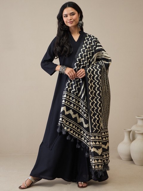 InWeave Women Regular Kurta with Palazzos & With Dupatta