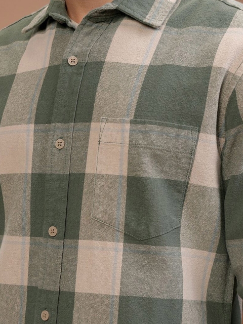 HIGHLANDER Men Checked Slim Fit Casual Shirt - Image 3