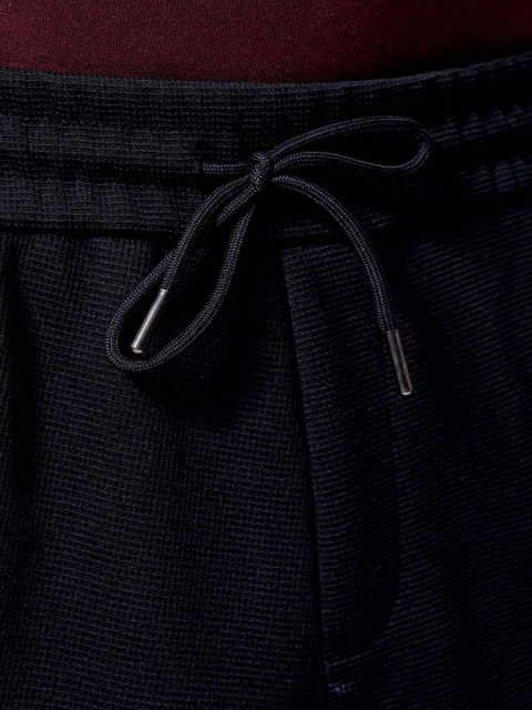 The Indian Garage Co Men Regular Fit Mid-Rise Cargo Shorts - Image 6
