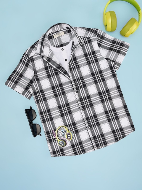 Pantaloons Junior Boys Spread Collar Tartan Checked Cotton Casual Shirt