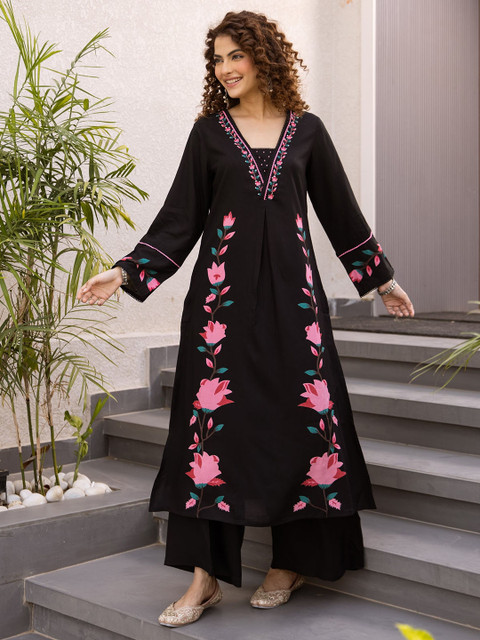 Nehamta Women Floral Printed Regular Sequinned Kurta with Palazzos