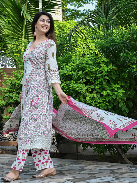 DSS FASHION Women Floral Printed Anarkali Angrakha Knee Length Pure Cotton Kurta Set - Image 3