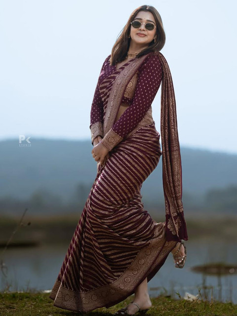 CaniBani Maroon Silk Blend Banarasi Sarees - Image 7