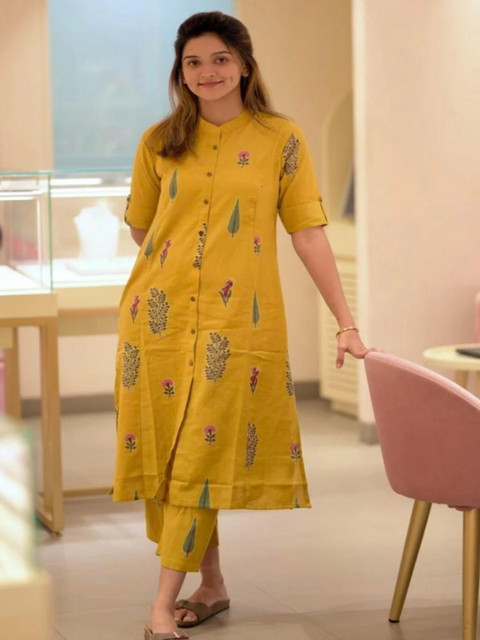 YAGNIK FASHION Women Printed Kurta Set