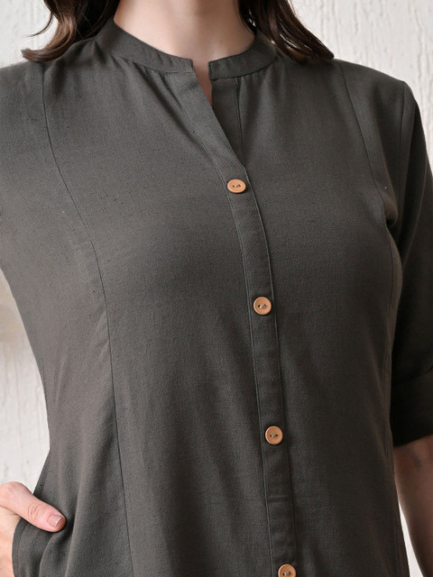 NUNCHII Women Solid Daily Cotton Straight Kurta - Image 2