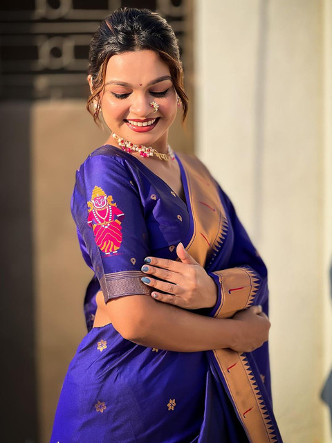 ELITE WEAVES Floral Woven Design Zari Paithani Saree - Image 4