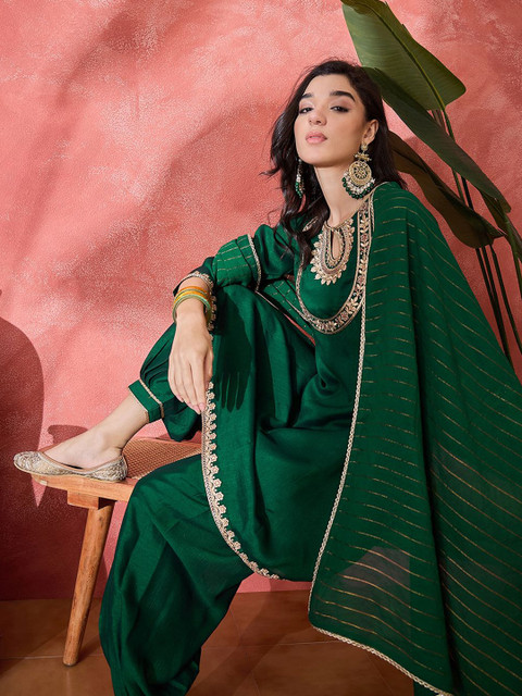 Sangria Women Solid Kurta with Salwar & Dupatta - Image 7