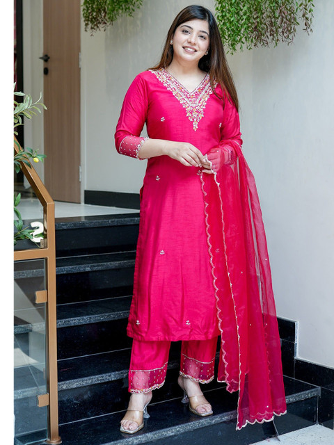 CREEPER Women Ethnic Motifs Printed Kurta with Trousers & Dupatta