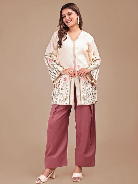 Tikhi Imli Embroidered V-Neck Tunic With Trousers Co-Ords - Image 7