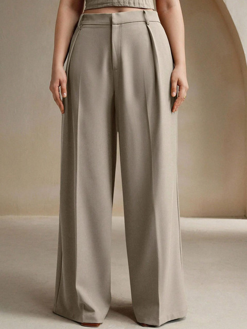 Chemistry Women Relaxed Wide Leg High-Rise Pleated Trousers