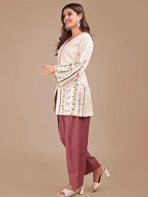 Tikhi Imli Embroidered V-Neck Tunic With Trousers Co-Ords - Image 5