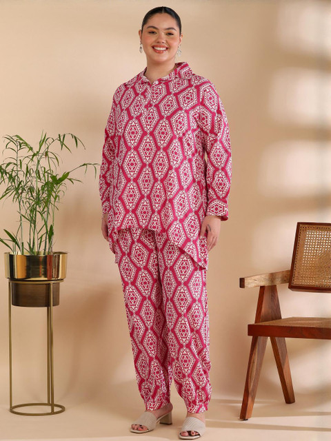 ISHQY Plus Size Floral Printed Pure Cotton Round Neck Top With Palazzos Co-Ords