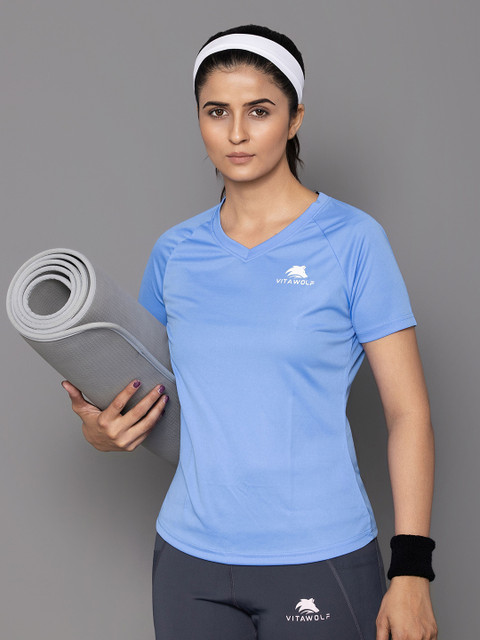 VITAWOLF Women Dry Fit Solid V-Neck Slim Fit T-shirt