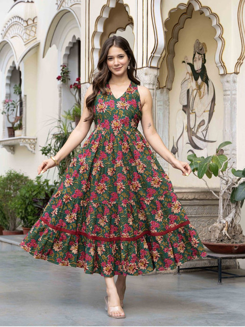 Demirner Women Floral Printed Fusion Cotton Anarkali Kurta