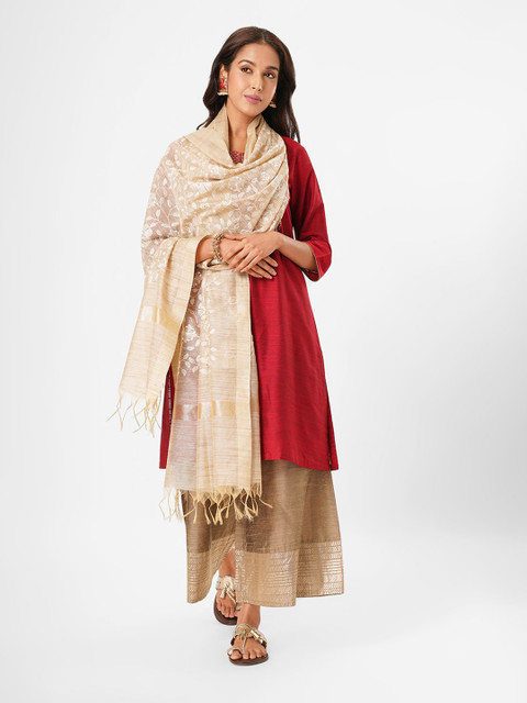 RANGMANCH BY PANTALOONS Floral Embroidered Thread Work Dupatta