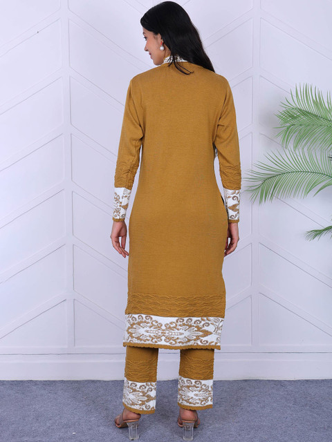 KNITZY Women Ethnic Motifs Kurta with Churidar - Image 5