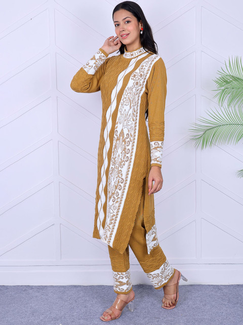 KNITZY Women Ethnic Motifs Kurta with Churidar - Image 4