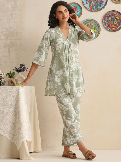 ETC Printed V-Neck Pure Cotton Top With Palazzos