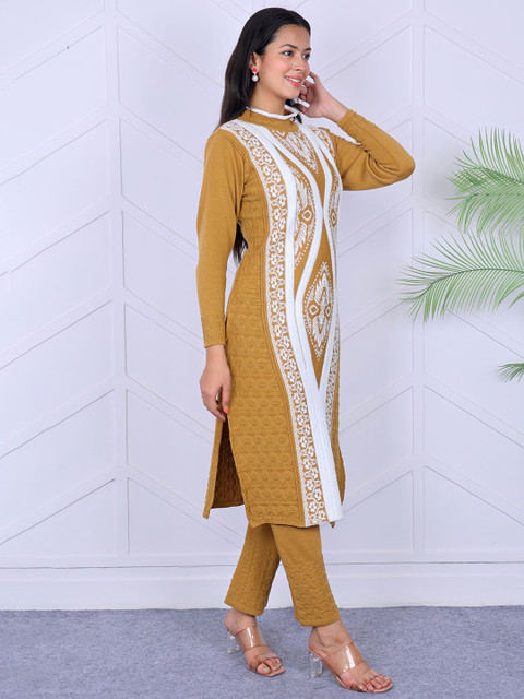 KNITZY Floral Woven Design Round Neck Pure Woollen Kurta With Trousers - Image 3