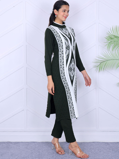 KNITZY Women Geometric Calf Length Regular Pure Wool Straight Kurta with Trousers - Image 3