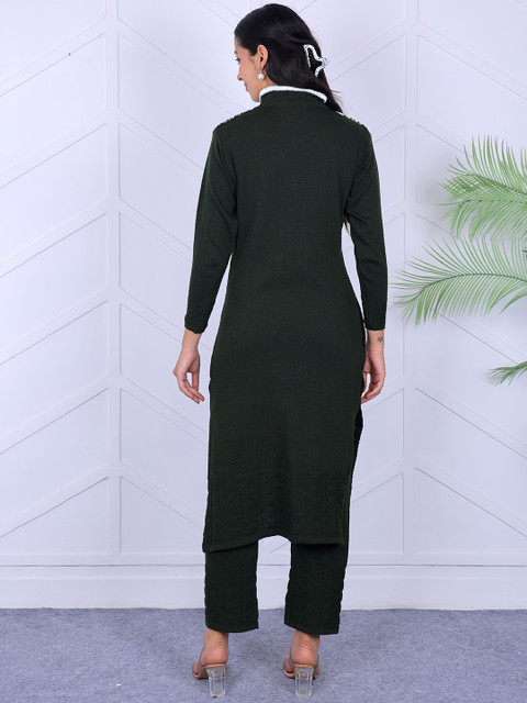 KNITZY Women Geometric Calf Length Regular Pure Wool Straight Kurta with Trousers - Image 5