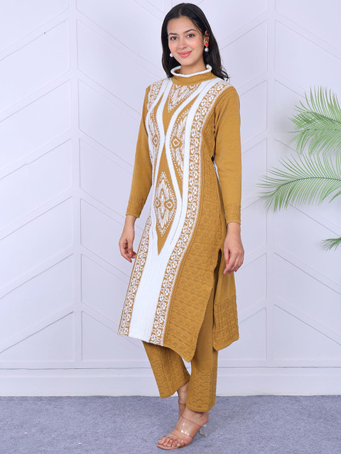 KNITZY Floral Woven Design Round Neck Pure Woollen Kurta With Trousers - Image 4