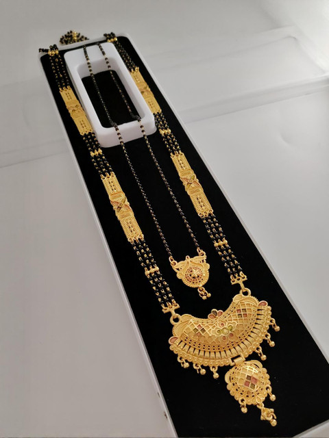 niva fashion Gold-Plated Brass Artificial Beads Mangalsutra