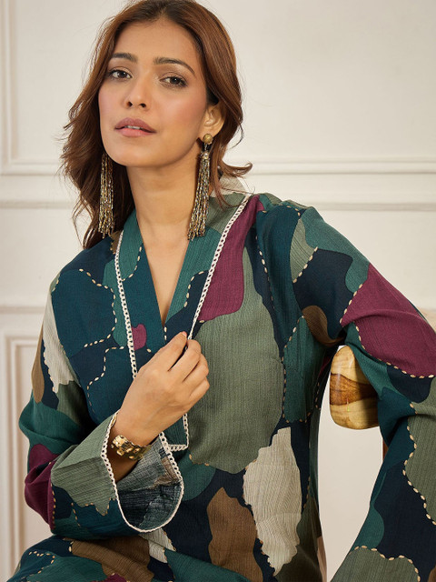Anouk Abstract Printed V-Neck Chanderi Silk Straight Kurta - Image 7