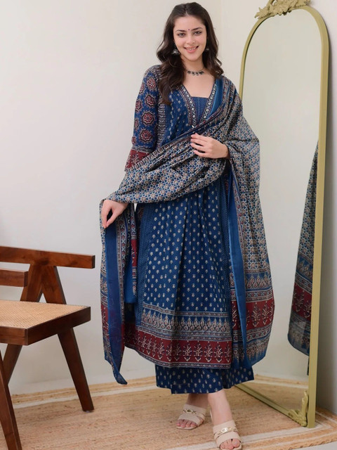 KLOSIA Women Floral Printed Anarkali Kurta with Palazzos & Dupatta