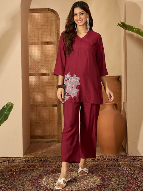 Sangria Embroidered V-Neck Tunic & Trouser