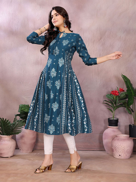 Rangita Women Floral Printed Casual Anarkali Kurta