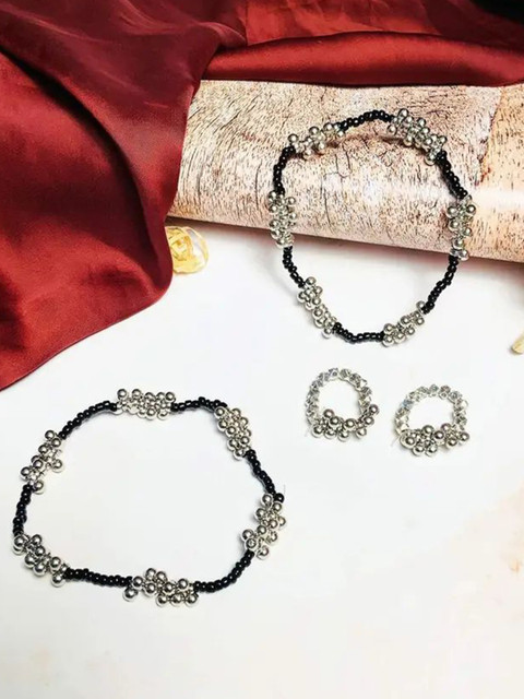 HIGH TRENDZ Silver-Plated Oxidised Ghungroo Beaded Anklets With Toerings