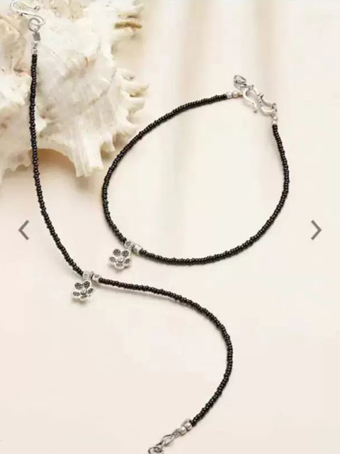 HIGH TRENDZ Silver-Plated Artificial Beaded Floral Anklets