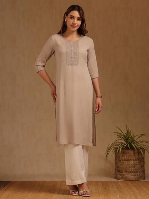 Soch Women Solid Daily Straight Kurta