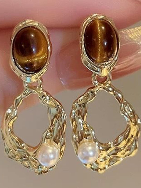 Anouk Women Geometric Drop Earrings