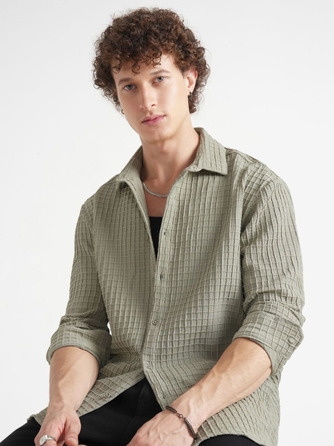 HIGHLANDER Men Textured Spread Collar Casual Shirt