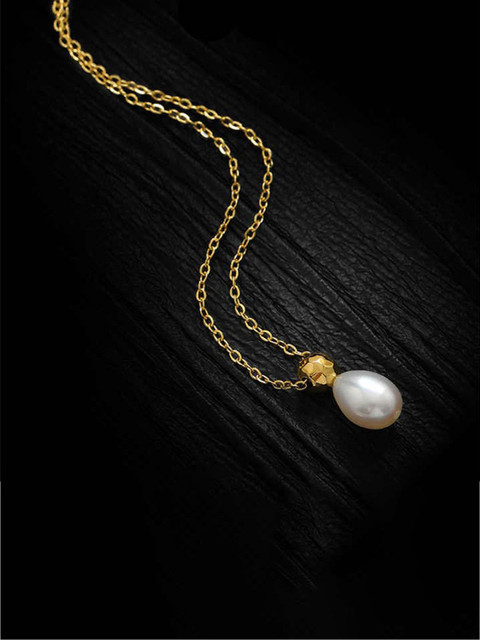 GOLDIWALA Gold-Plated Artificial Beaded Stainless Steel Chain Necklace - Image 3
