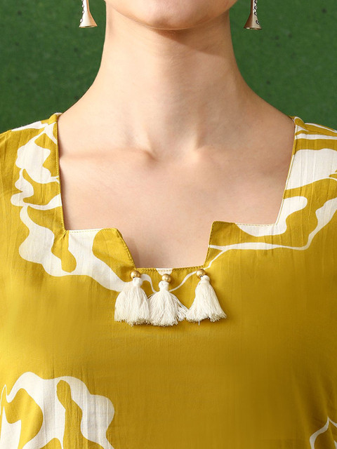 Jaipur Kurti Women Floral Embroidered Cotton Kurta - Image 3