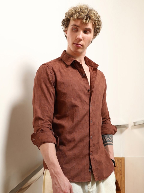 Campus Sutra Comfort Textured Spread Collar Cotton Casual Shirt - Image 3