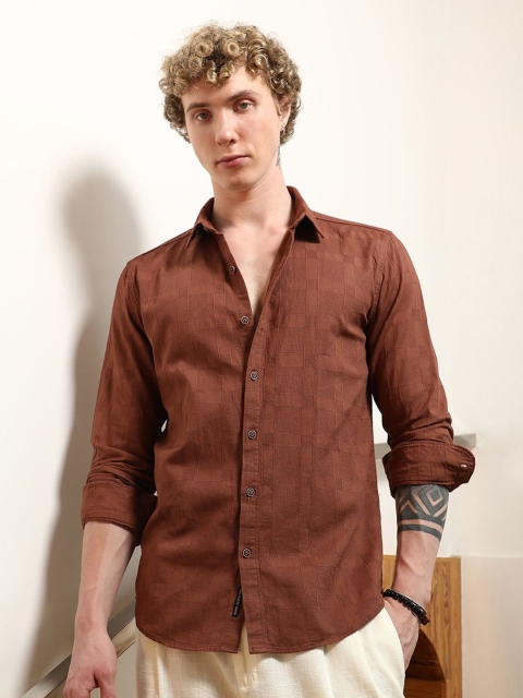 Campus Sutra Comfort Textured Spread Collar Cotton Casual Shirt