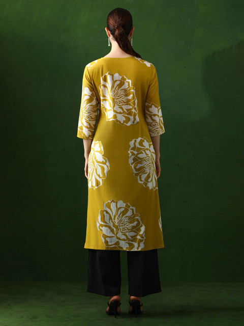 Jaipur Kurti Women Floral Embroidered Cotton Kurta - Image 6