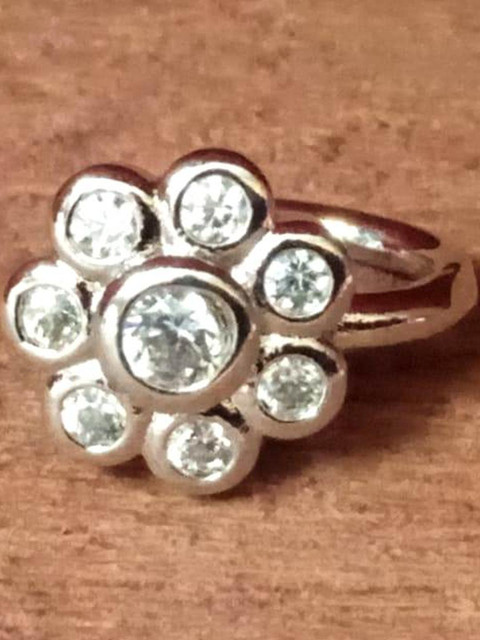 SHREEVARAM Rhodium-Plated Crystal Stud Nosepin