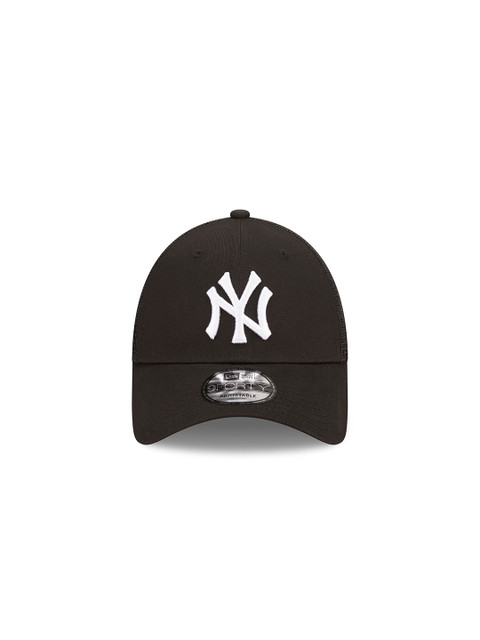 New Era Men Embroidered New York Yankees Snapback Cap - Image 2