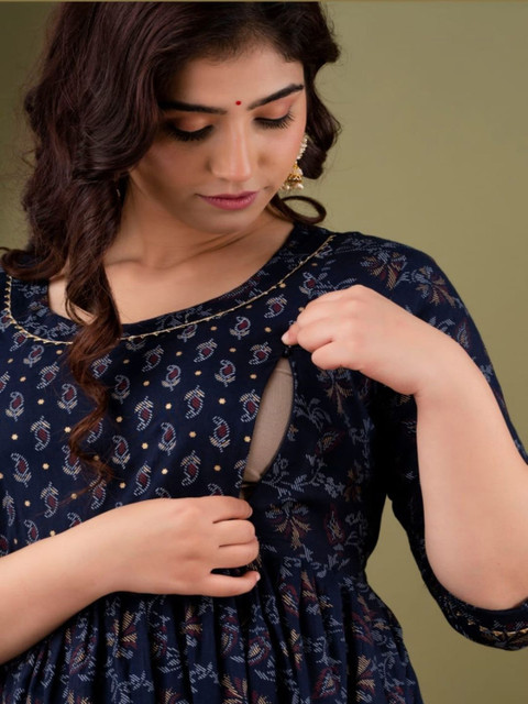 Fasnesio Women Geometric Printed Maternity Anarkali Kurta