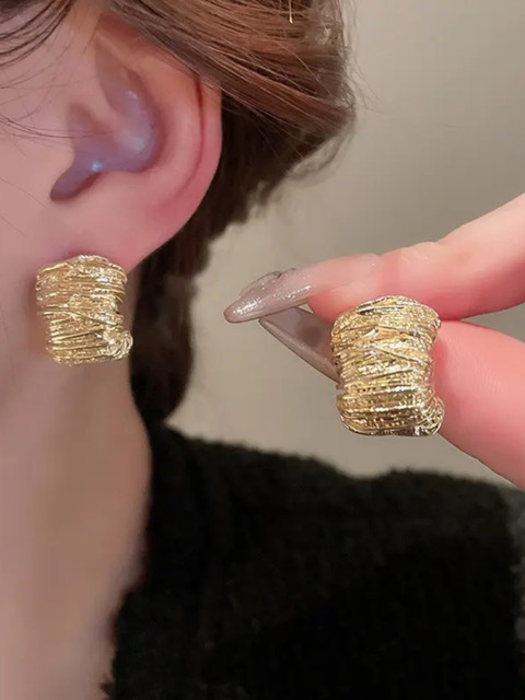 SZN Geometric Studs Earrings