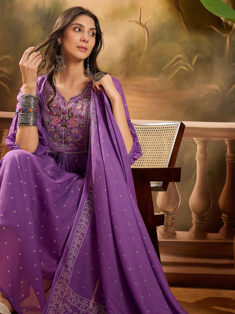 Sangria Women Thread Embroidered Pure Cotton Anarkali Kurta With Trousers & Dupatta