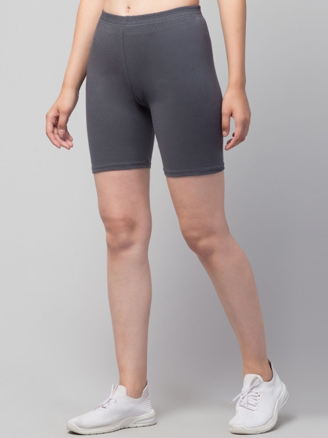 HIRRUX Women Pack of 2 Skinny Fit Low-Rise Sports Shorts - Image 4