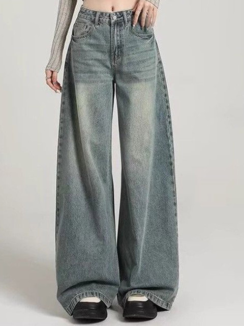 StyleCast x Revolte Women Relaxed Fit Mid-Rise Light Fade Jeans